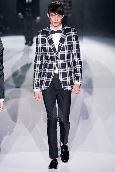 Look 36